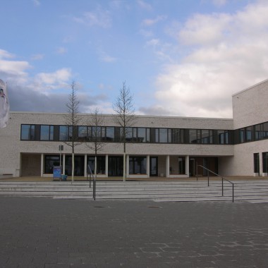 Riedberg Gymnasium / Frankfurt am Main